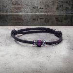 Neves paracord karkötő