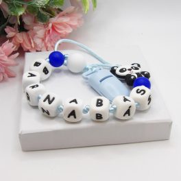 Egyedi neves cumilánc szilikon golyókkal és betűkkel - pandamacis - kék